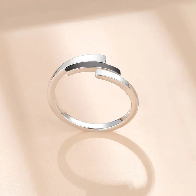 Minimalist Korean Couple Ring – Unisex Fashion Band, Cold Scene Style