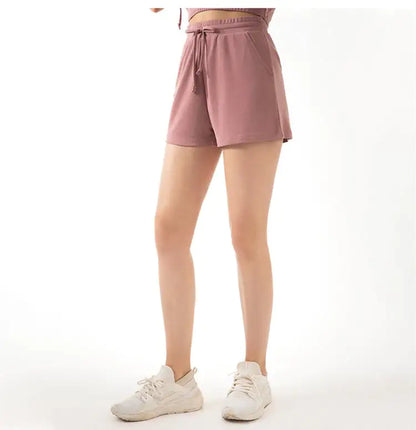 High-Waisted Sport Shorts for Women – Elastic, Quick-Dry & Stylish Look