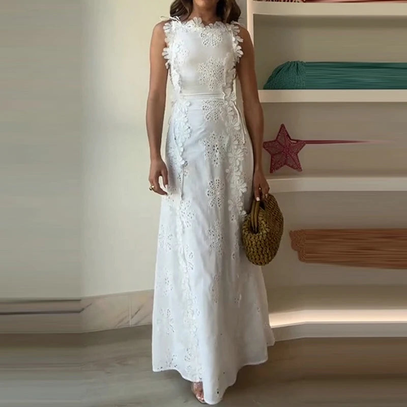 Elegant Lace Embroidery Vacation Long Dress Women Fashion O-neck Hight Waist Solid Party Dress Casual Sleeveless Holiday Dresses