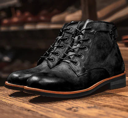 🥾 Men’s Retro Leather Motorcycle Boots – Durable Lace-Up Combat Style